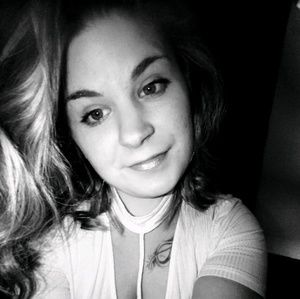 Meet your Posher, Michaela